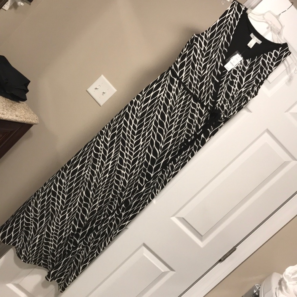 BNWT- Maxi Dress